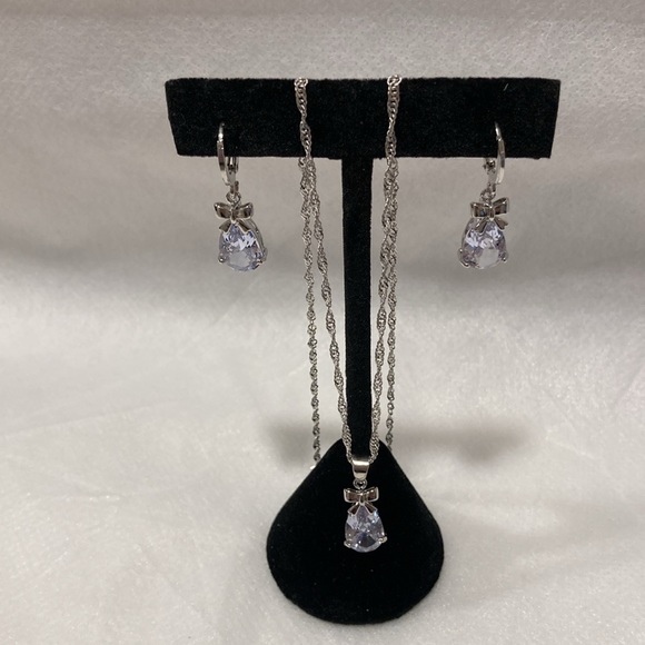 NWOT - Sterling Silver Pear Shaped CZ Bow Necklace, Pendant & Earrings Set - Picture 2 of 14